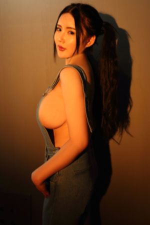 欧美高跟鞋xxx_剧情片免费在线播放
