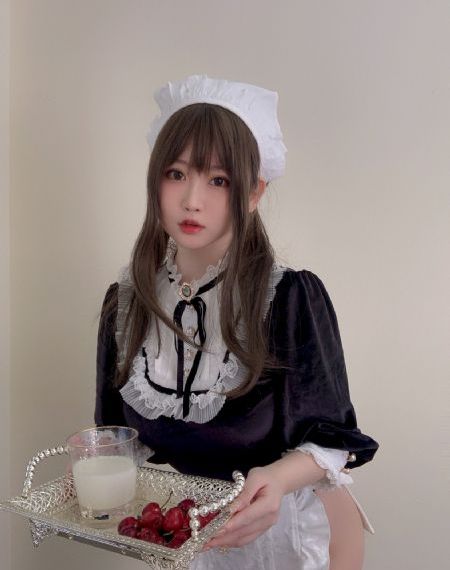 欧美大码模特超小内衣秀视频_720在线观看完整版
