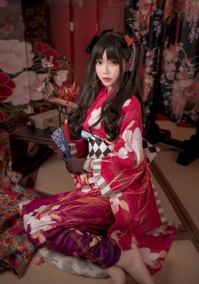 qq头像情侣高清欧美风_高清高清在线