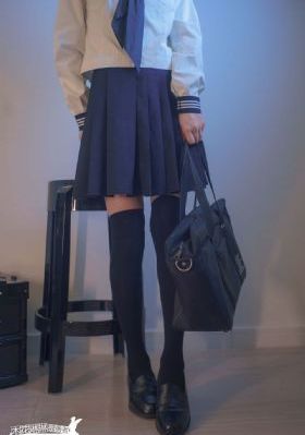 99国产亚洲精品美女久久久久_国语迅雷下载