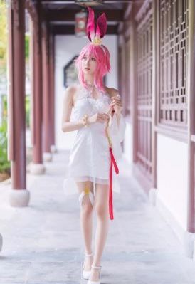 欧美日韩制服区二视频_720HD高清在线观看