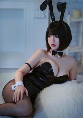 欧美美女种植秋葵_剧情片在线观看高清